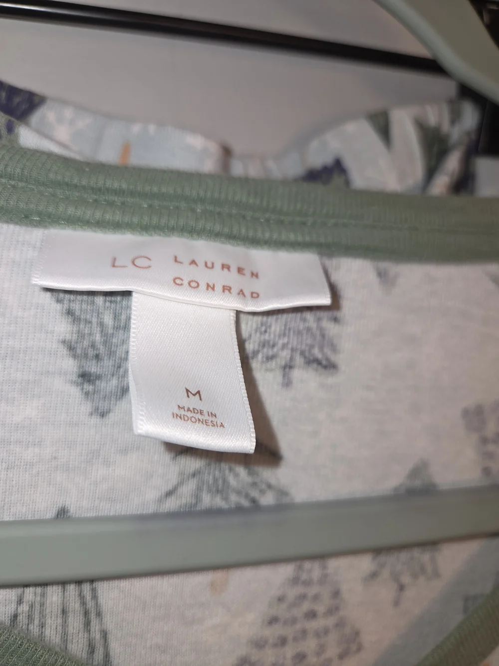 LC Lauren Conrad get cozy
